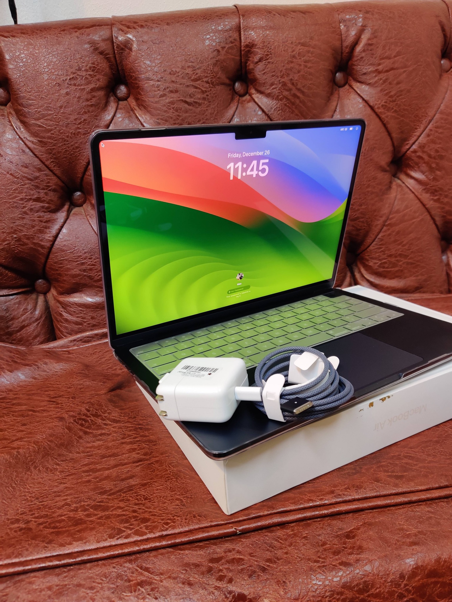 Apple MacBook Air 2023 15”inch M2 Chip 8 core CPU 10 core GPU 8 