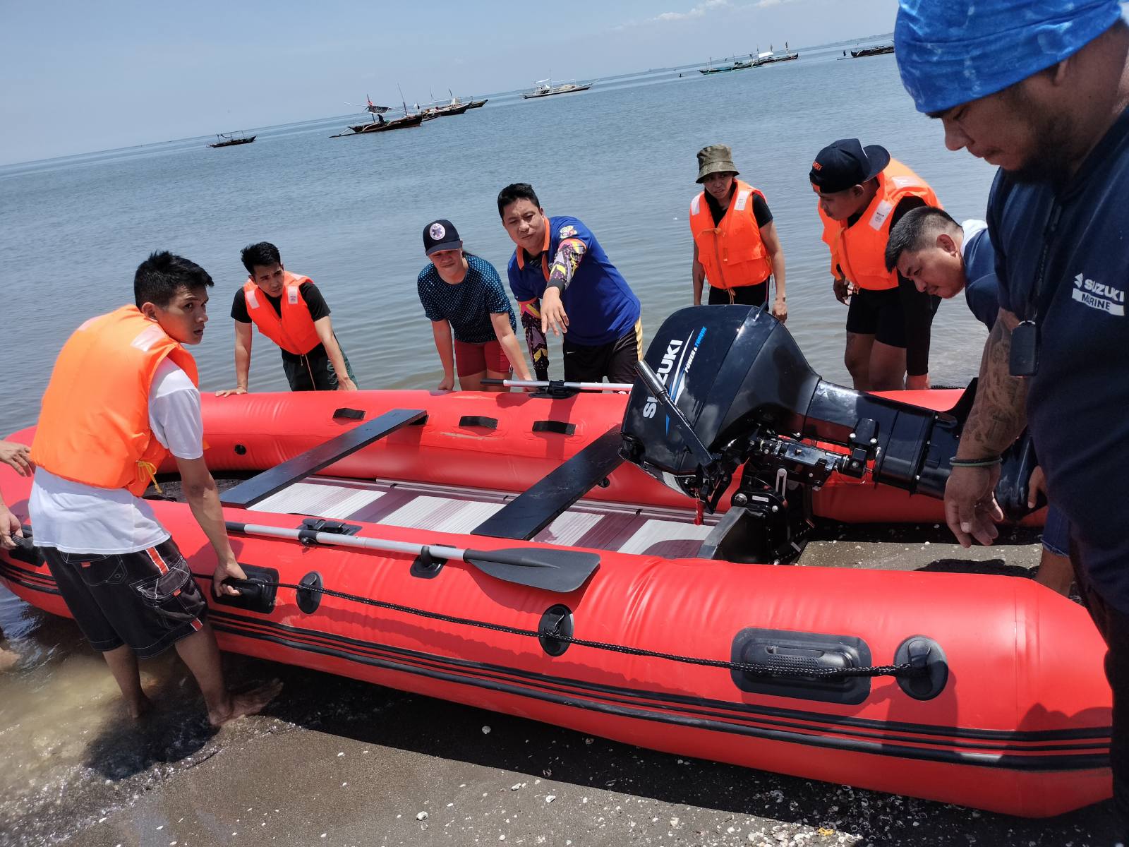 Rubber - Rescue Rubber Boat sa panahon ng Ulan, bagyo at Baha! Ano ang ...