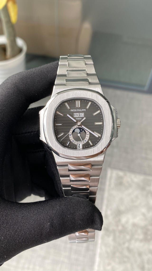 📣 Pre Owned Hublot Classic Fusion Zirconium 42mm 501.ZX.1170.RX