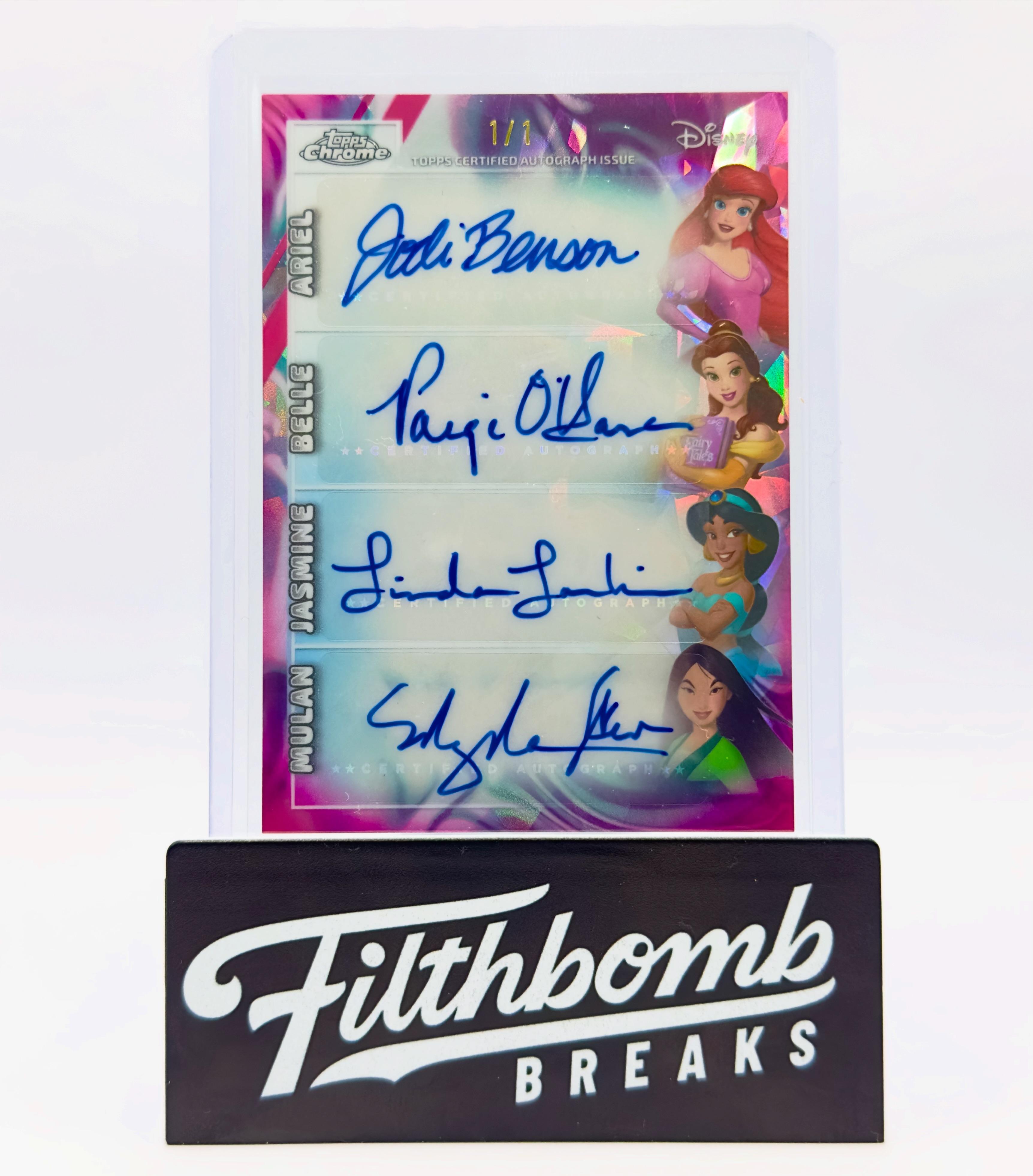 The ultimate Princess card 👑✨ 2026 @Topps Chrome Disney Sapphire