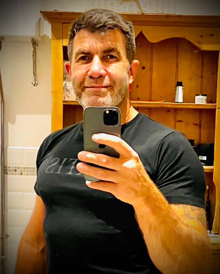 Darren Pearson - Why do I find this so funny🤣😂 | Facebook