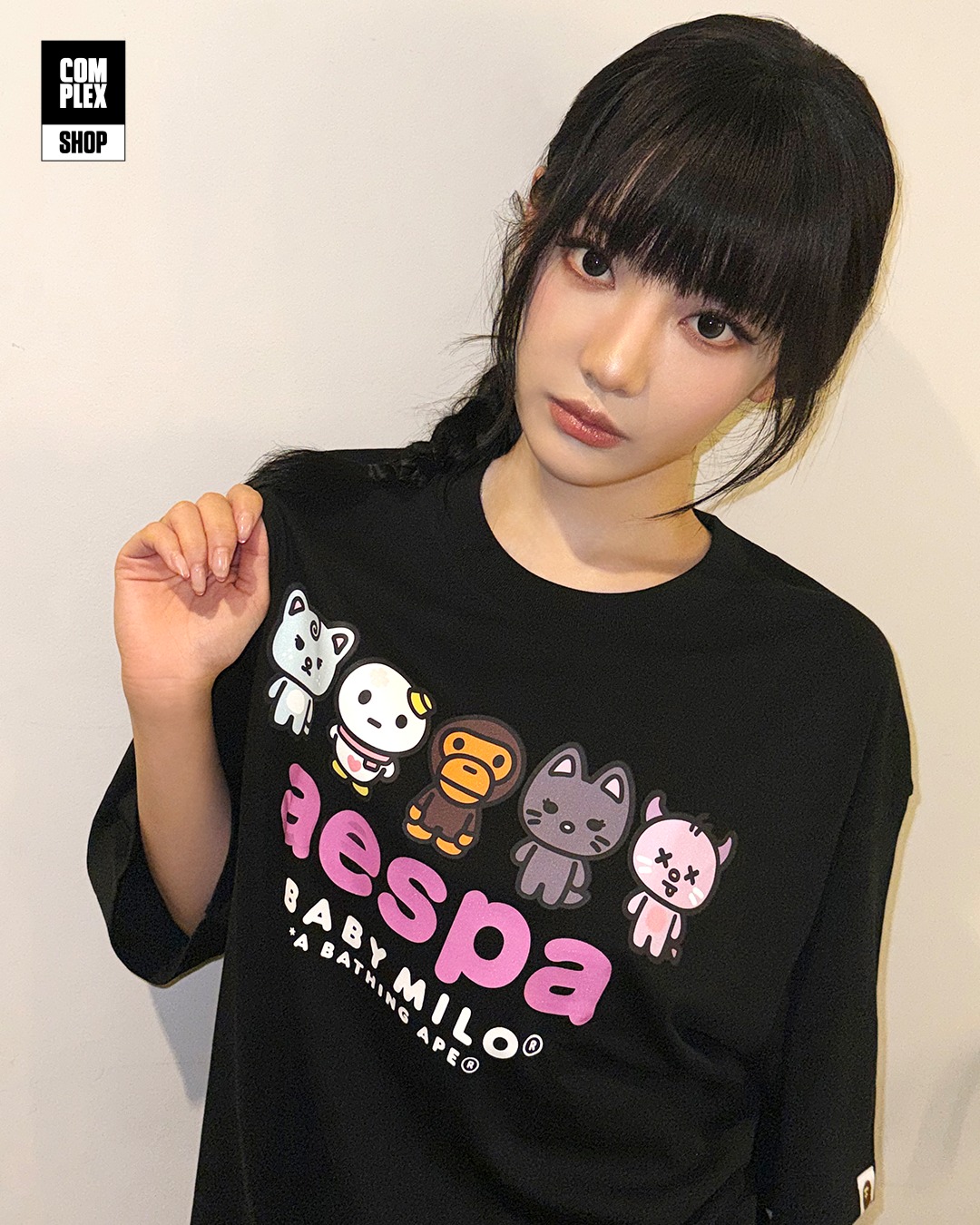 A BATHING APE® x AKB48 国民的アイドルAKB48とA BATHING APE®の