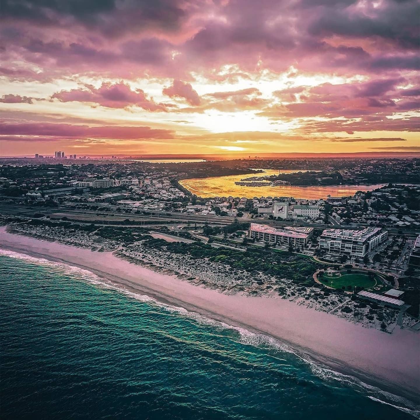 In Freo - Absolutely beautiful shot by @langley.in.the.fall Epic Freo 💯 ...