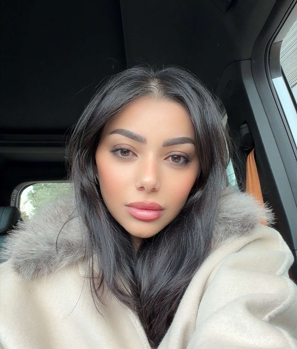 نعمة رياض Neama Riadh