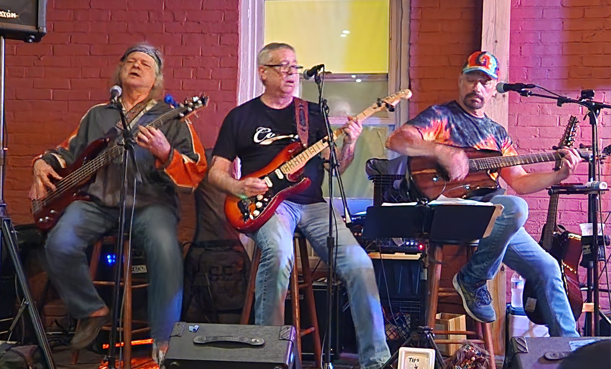 The Project Band (Acoustic) at The Grumpy Beaver Pubs Bike Night!!
