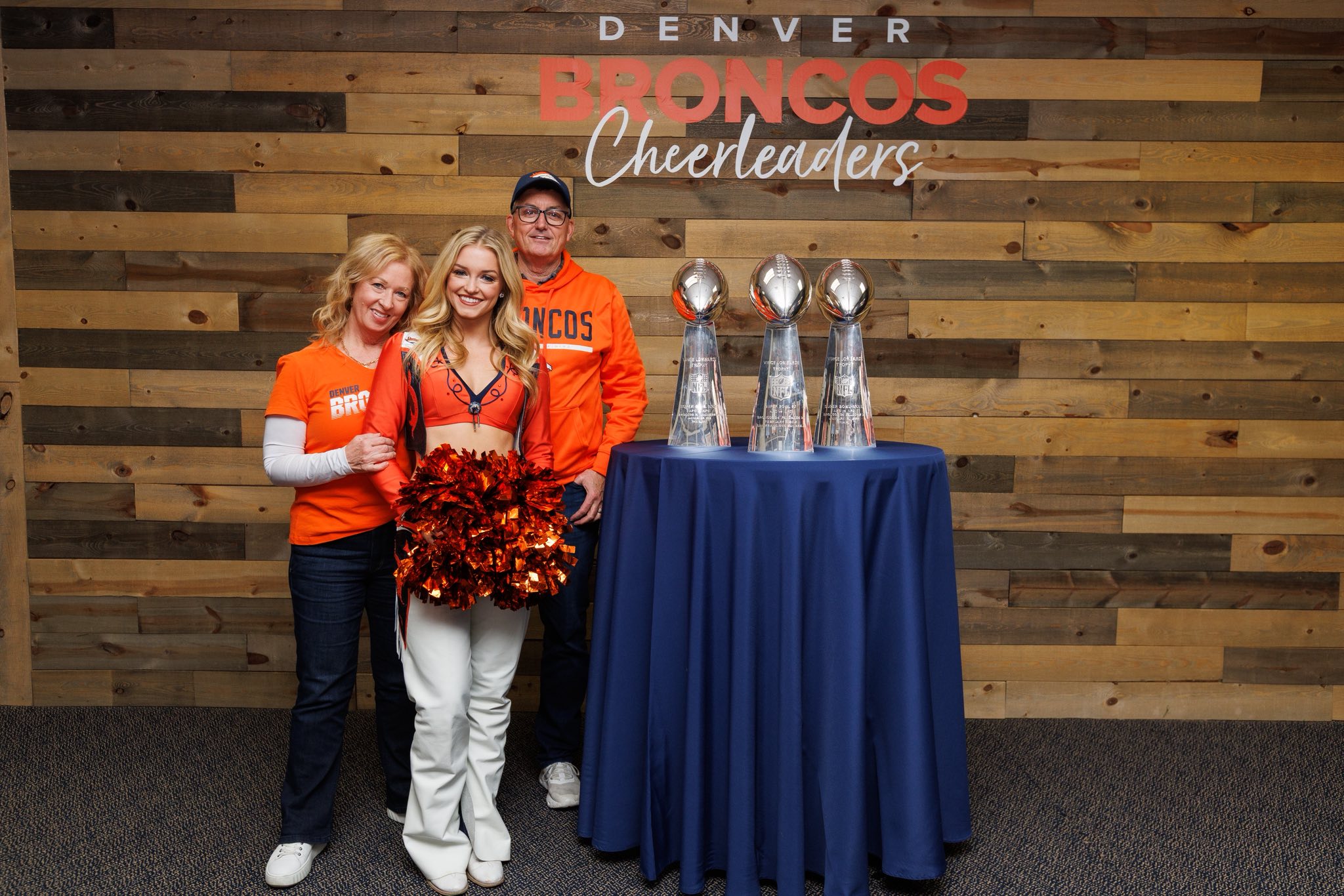 Denver Broncos Cheerleaders... - Denver Broncos Cheerleaders