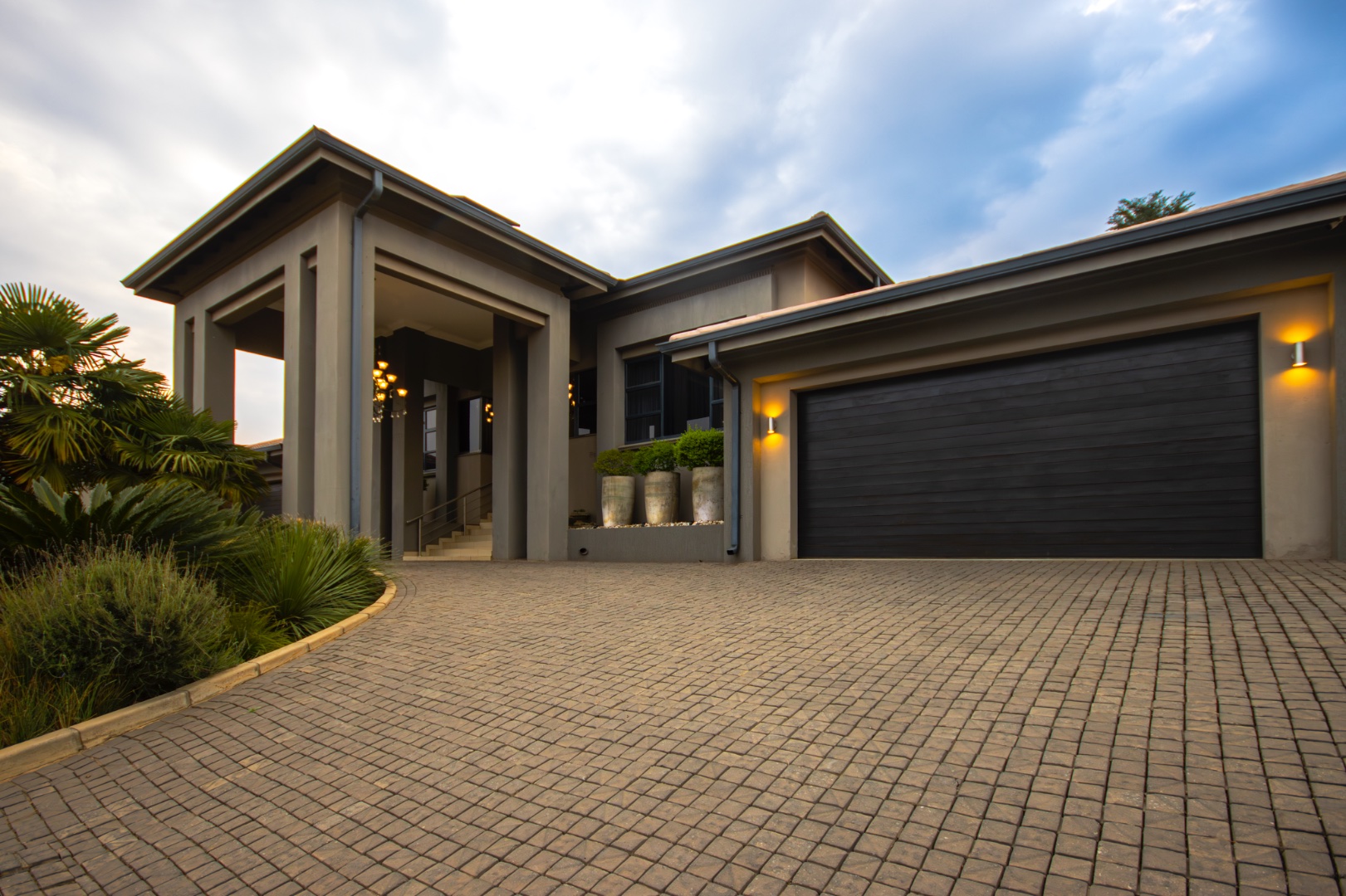 Ads @ The Vaal Triangle | 🏡 Luxury 4-Bedroom Townhouse in Exclusive ...