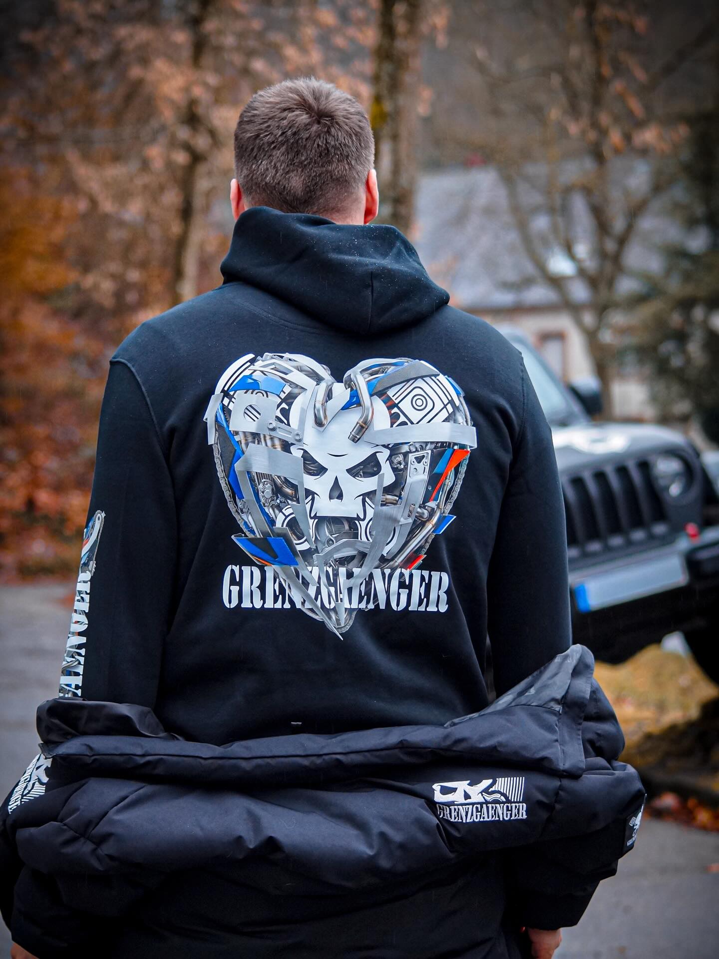 Werbung - 24h Special Hoodie now online ? @grenzgaenger