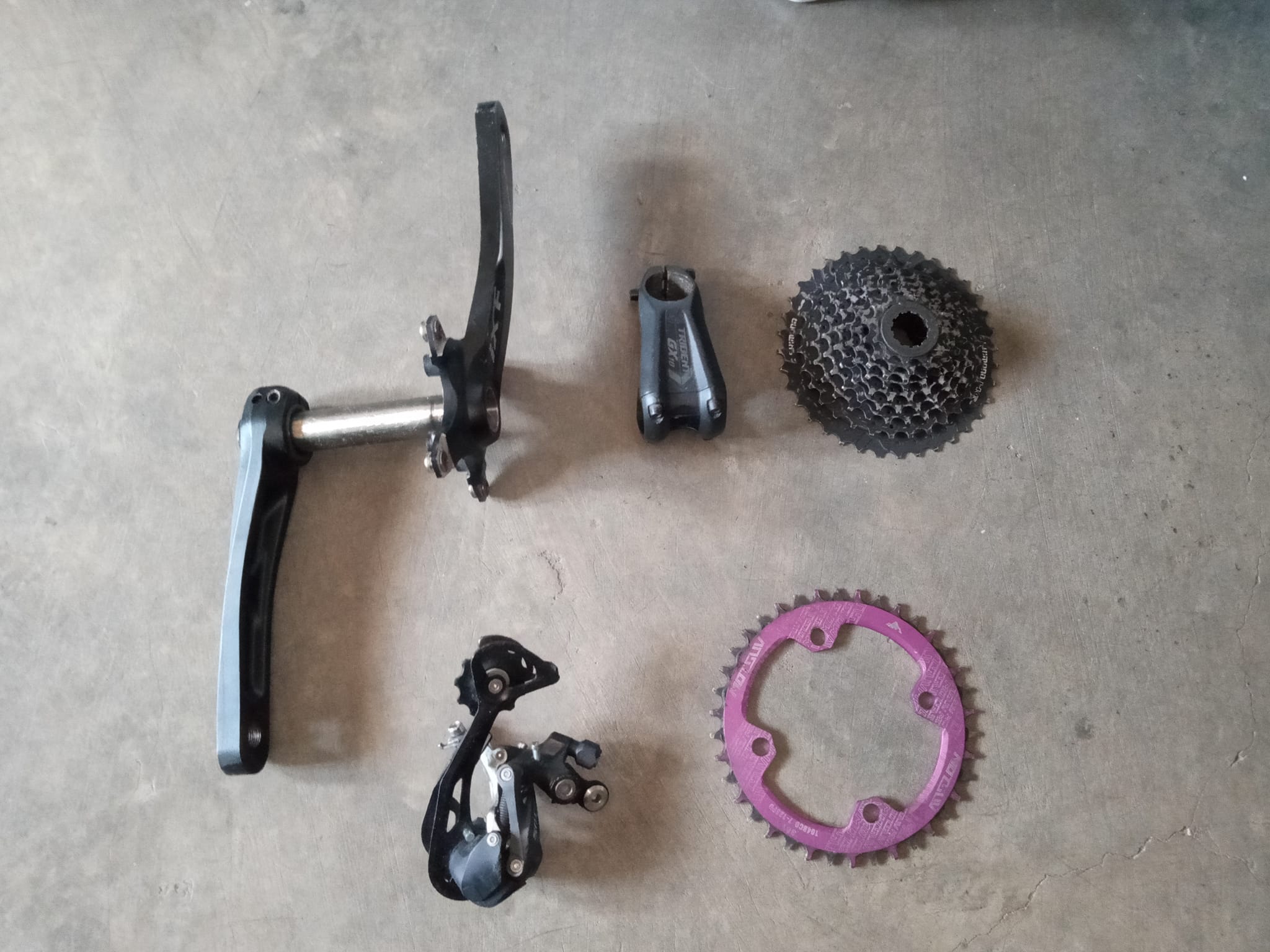 ? Shimano GRX Crank ? ? ₱7,000 (Negotiable) ✓ Brand New 