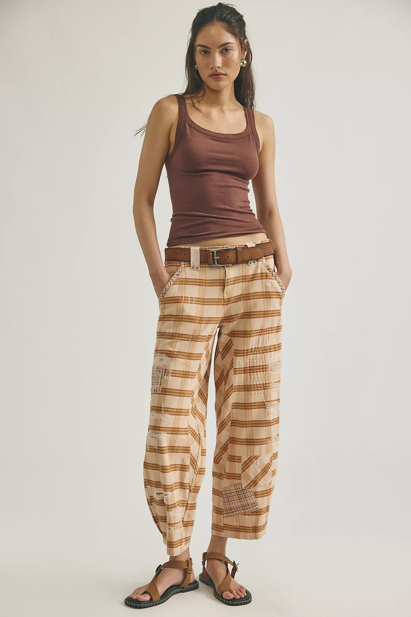 Get that grunge vibe with these perfectly distressed trousers from 