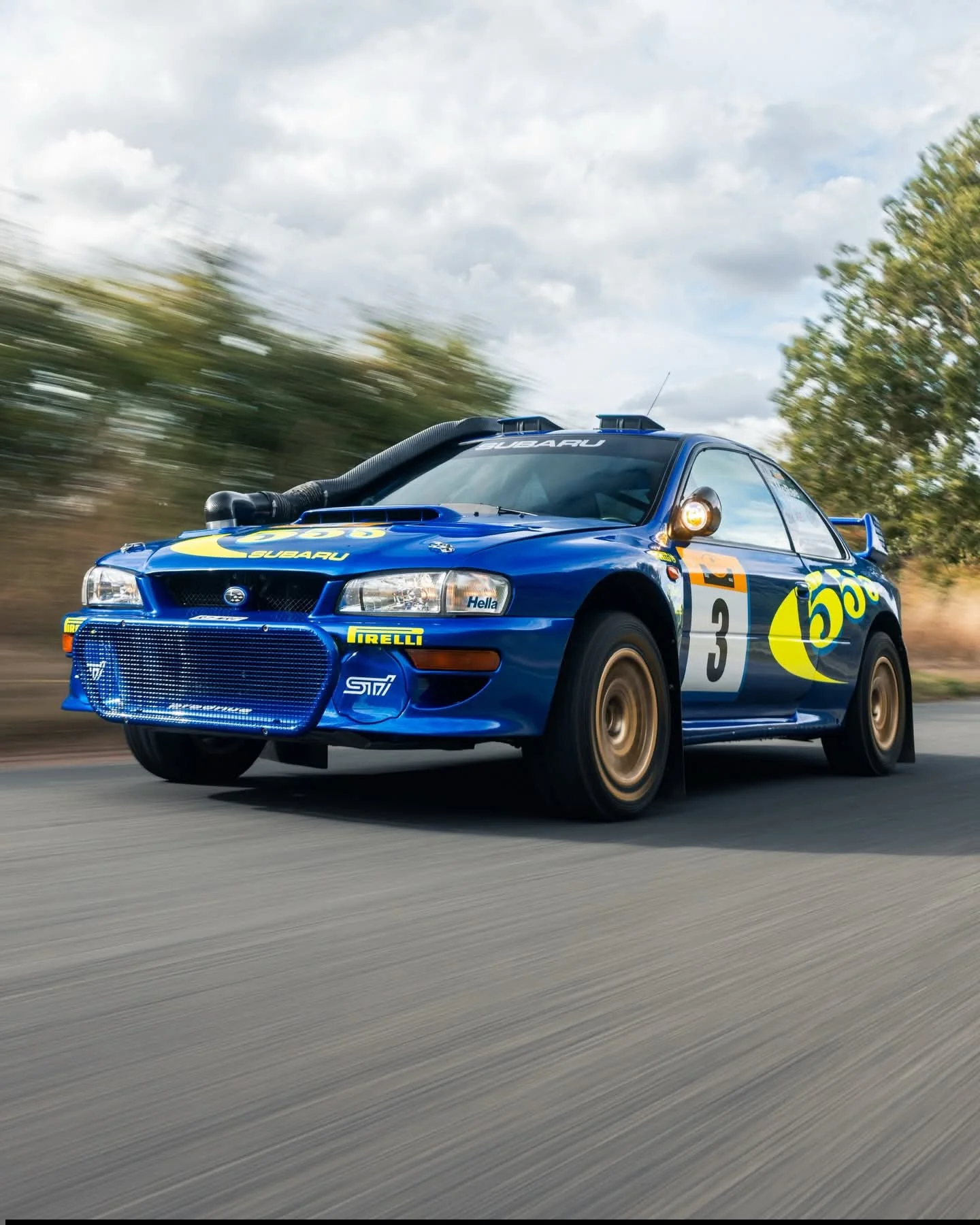 OZ Racing - Japan オーゼットジャパン株式会社 - OZ Montecarlo-HLT x Volvo V60 Cross ...