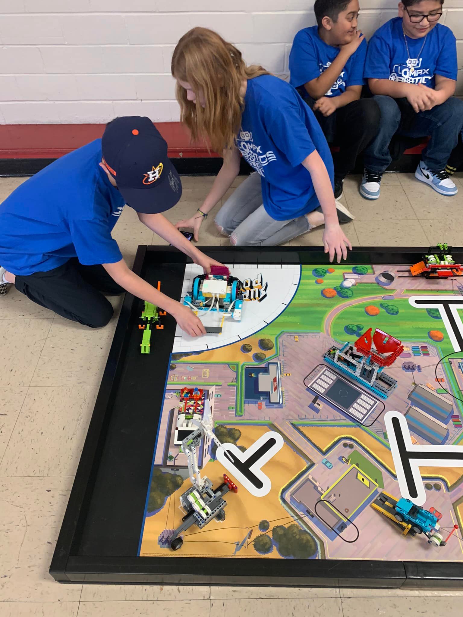 Lomax Elementary's Solar Savers robotics club excels at competition