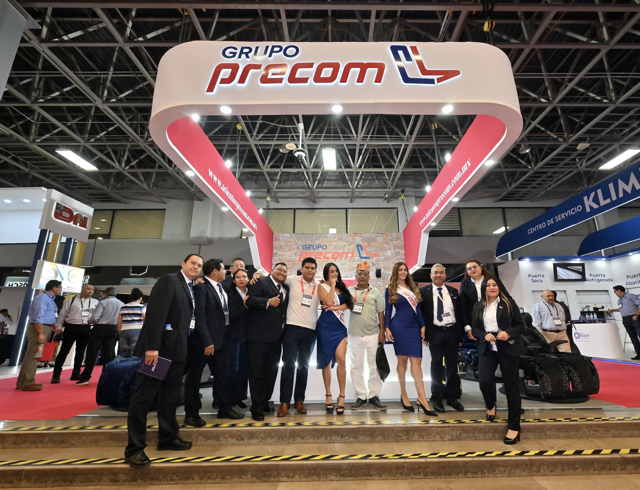 Vía Libre - #LosReyesDelConfort Grupo Precom como siempre... | Facebook