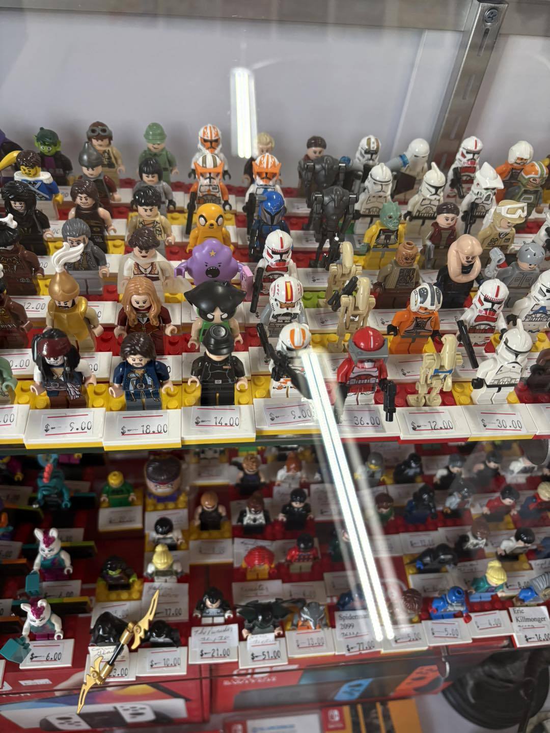 Hey LEGO Minifigures collectors. Check out our massive selection