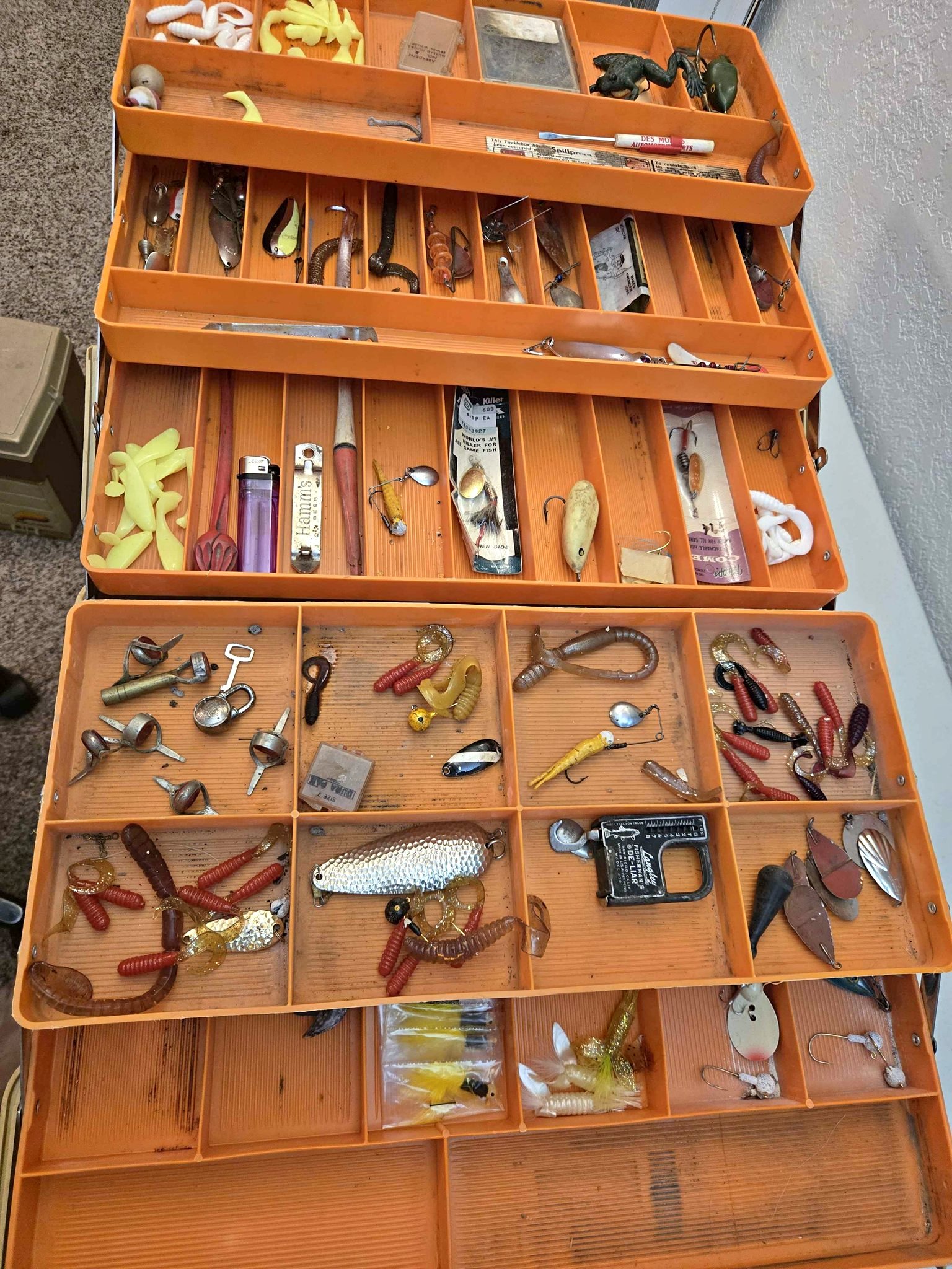 full tackle box near me PLUSINNO Fishing Kit, Large 12X Spacious 4-Layer Tackle Box, 547 Pcs 1 Weight Tiburon Engineering T-Bar Lite Color:Fire Orange Crawfish You can customize the