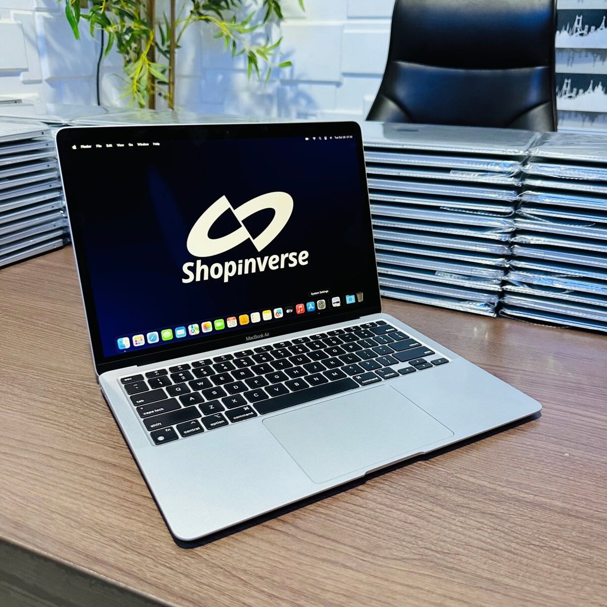 ? FLASH SALE! Apple MacBook Air 13-inch (M1, 2020) | 8GB RAM 