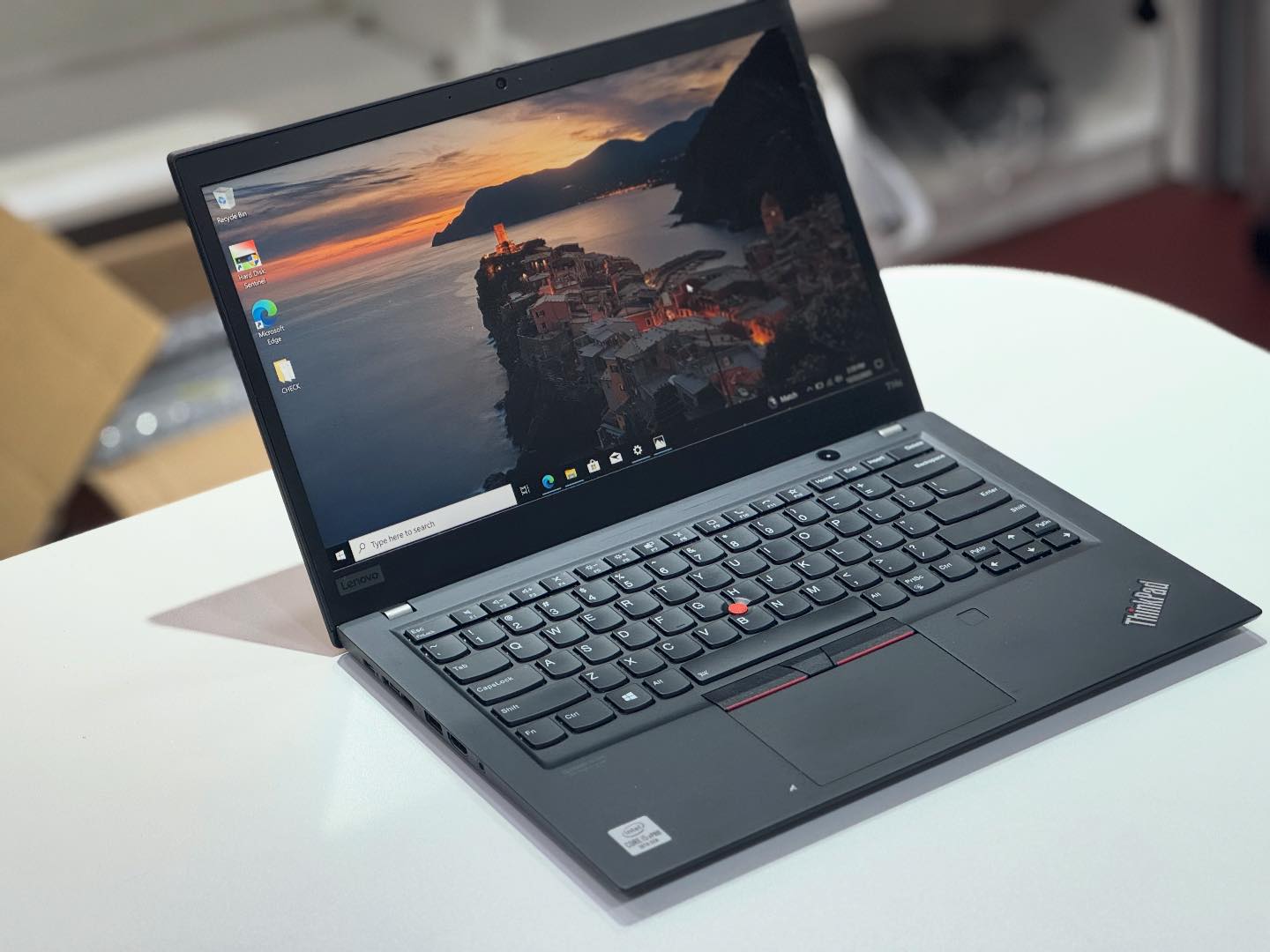 ?ThinkPad T14s Intel Core i5-10th Generation 8GB RAM/ 16GB RAM 