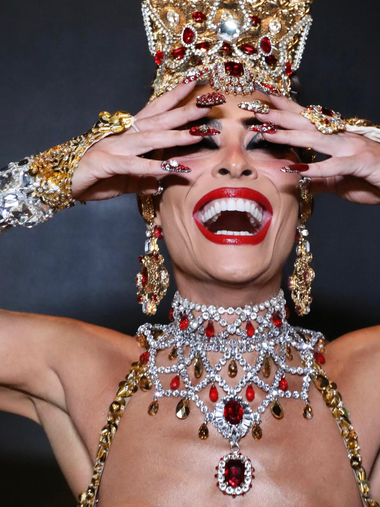 A Carnival icon! 405 Devotion by @dolcegabbana_beauty on