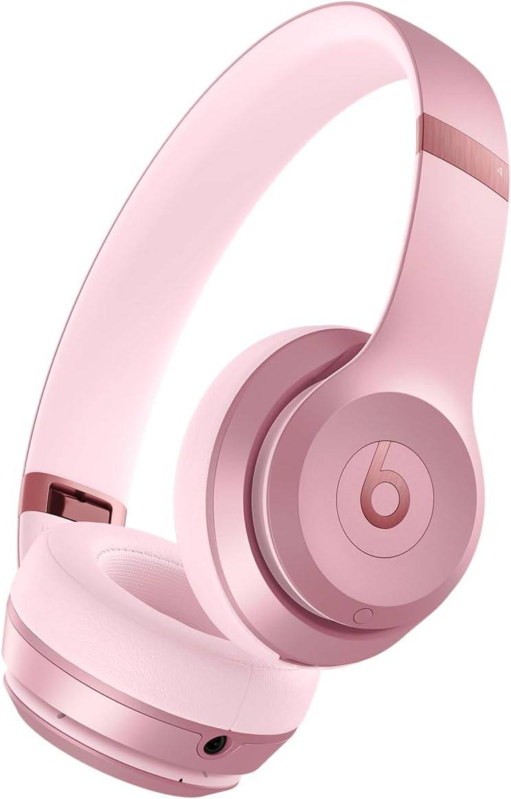 No introduction needed 🖤 Beats Solo 4 - JENNIE Special Edition is