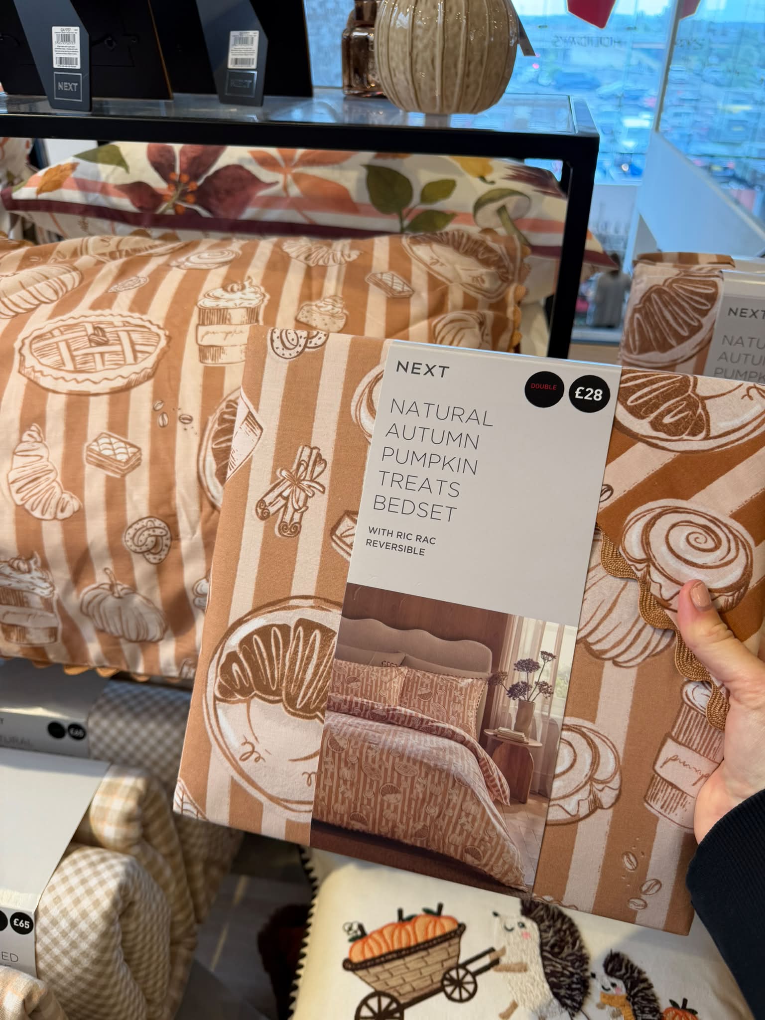 「Autumn Sleepover」セット Gorgeous NEW Autumn Treats bedding set from Next 🍂