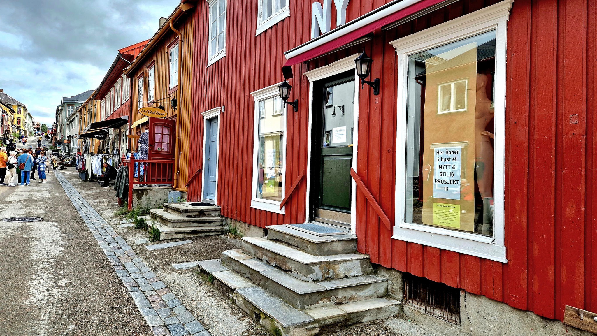 NY - Arnie Says genser i høstens fineste farge? 🧡 Er den grønn, brun ...