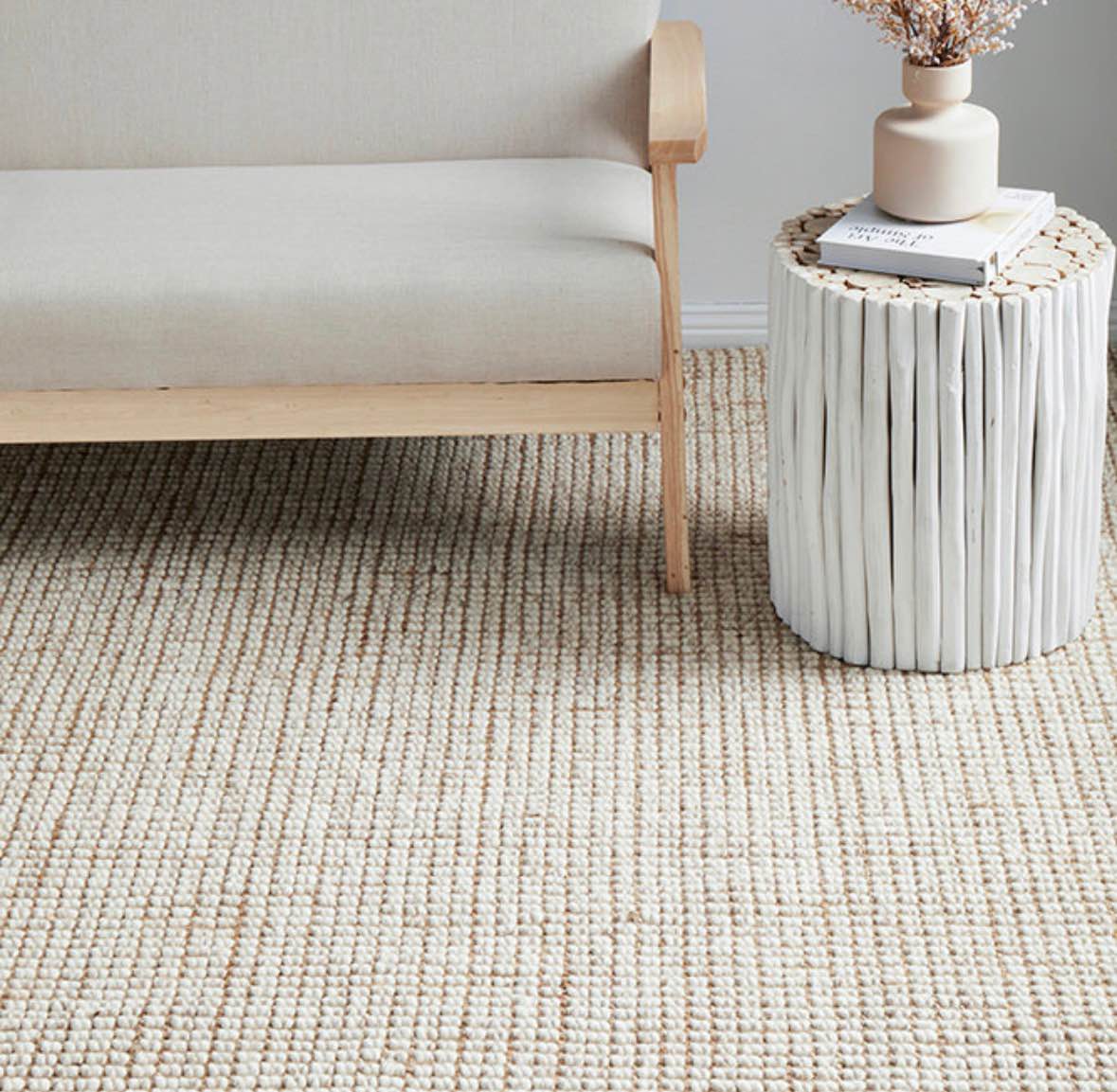 Neutral area rug - Excellent condition - 300x400cm (Ascot Pickup ...