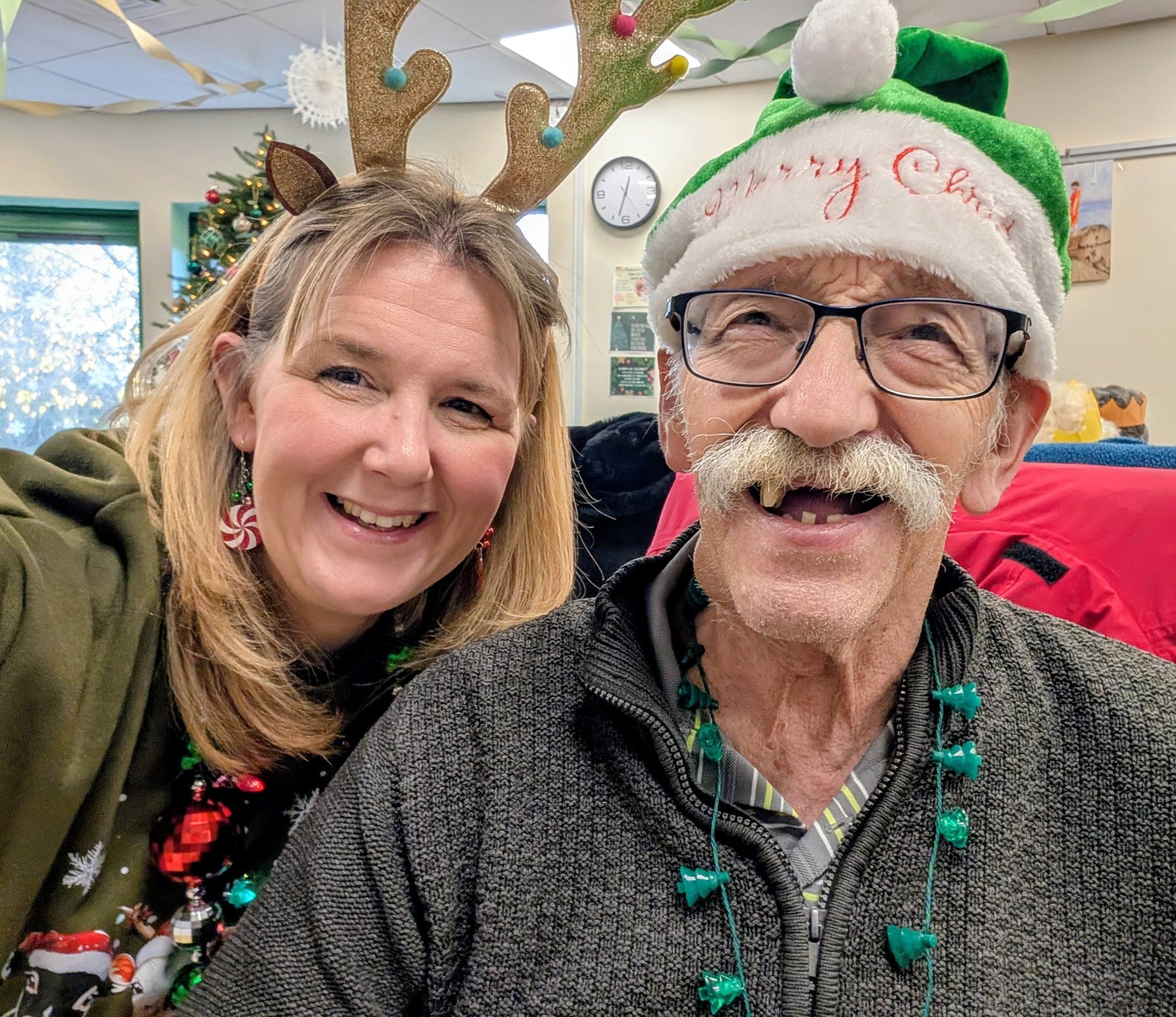 🌲 Christmas Cheer with... - Five Gables & Beech Court | Facebook