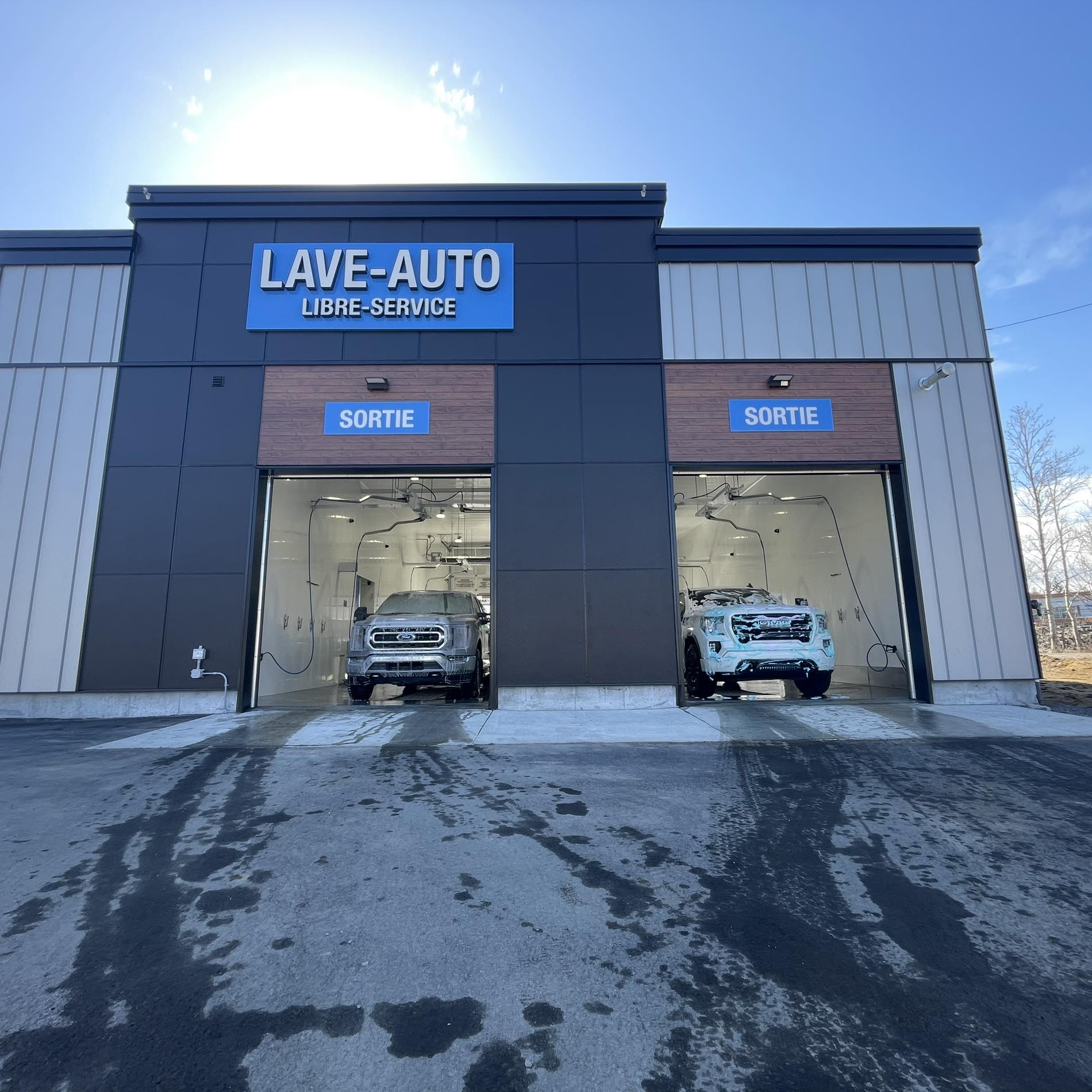 Lave-Auto libre service 1739 avenue Industrielle | Quebec QC