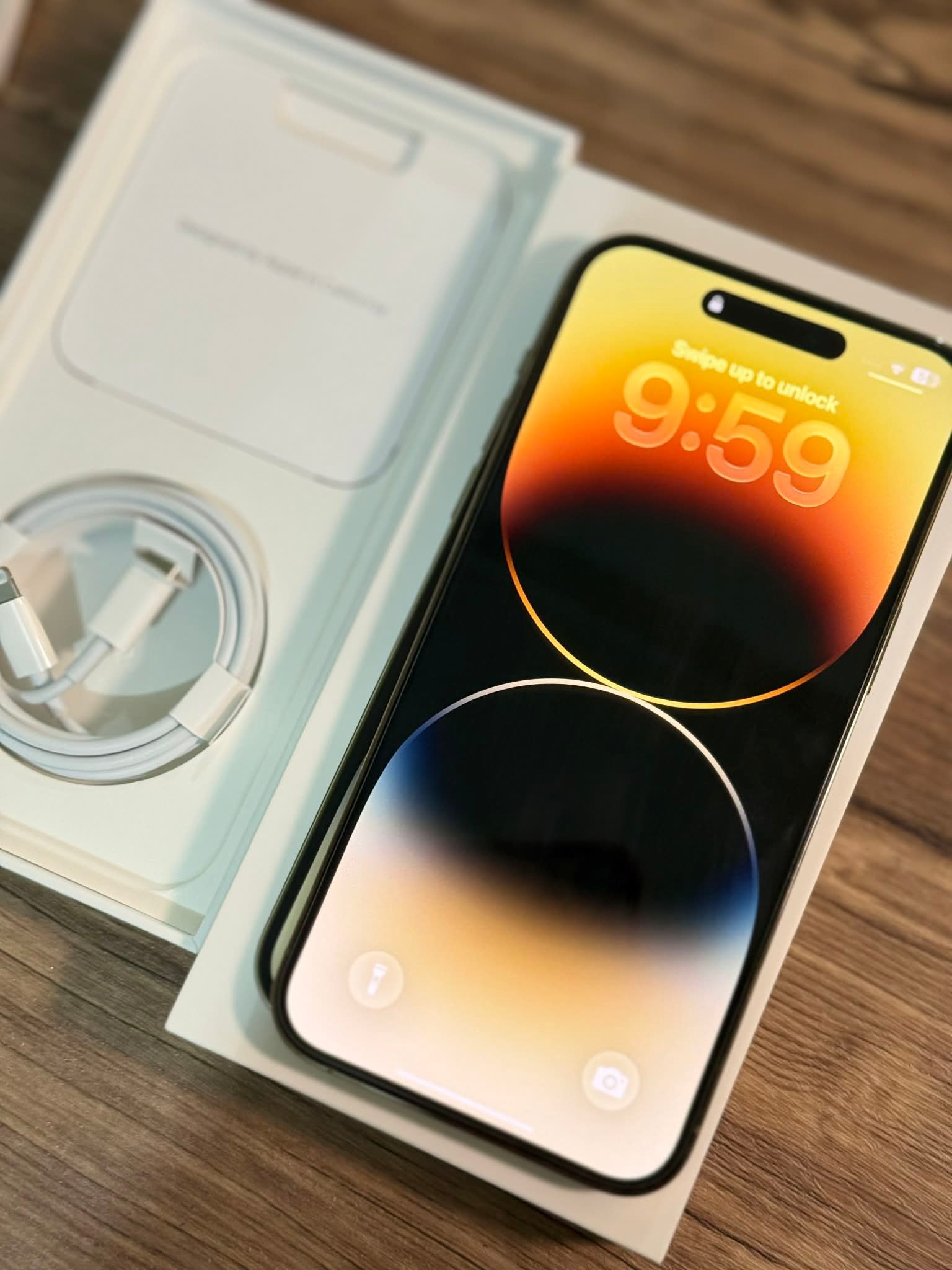 iPhone 14 Pro Max 256GB – Gold ? Storage: 256GB ? Battery Health 