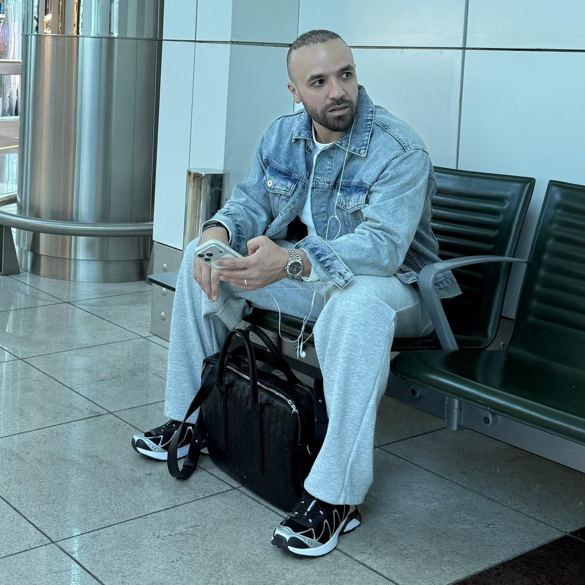 Khalid Al Ameri - Back at the airport again, Alhamdulillah... | Facebook