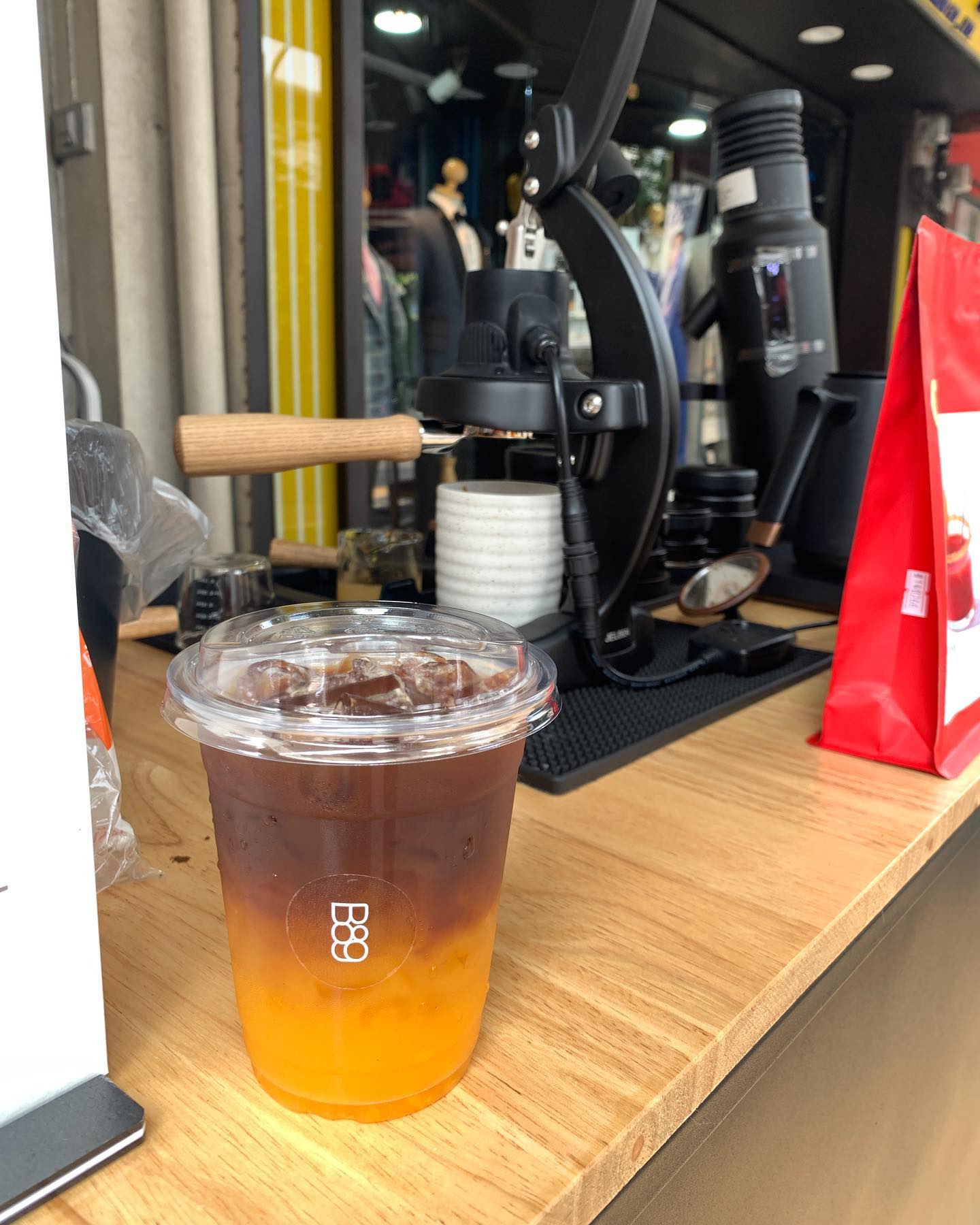 B89 Caffè - อเมริกาโน่ส้ม ร้านเรา ไม่ใช้น้ำส้มธรรมดา... | Facebook