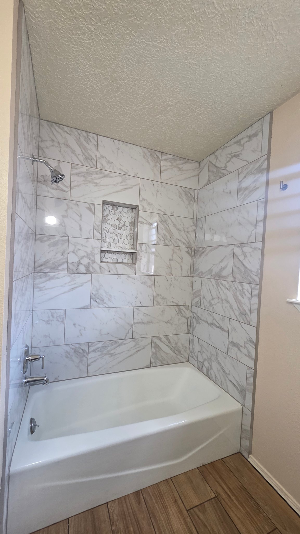 Tile & More -... - Tile & More - Custom Tile Installations