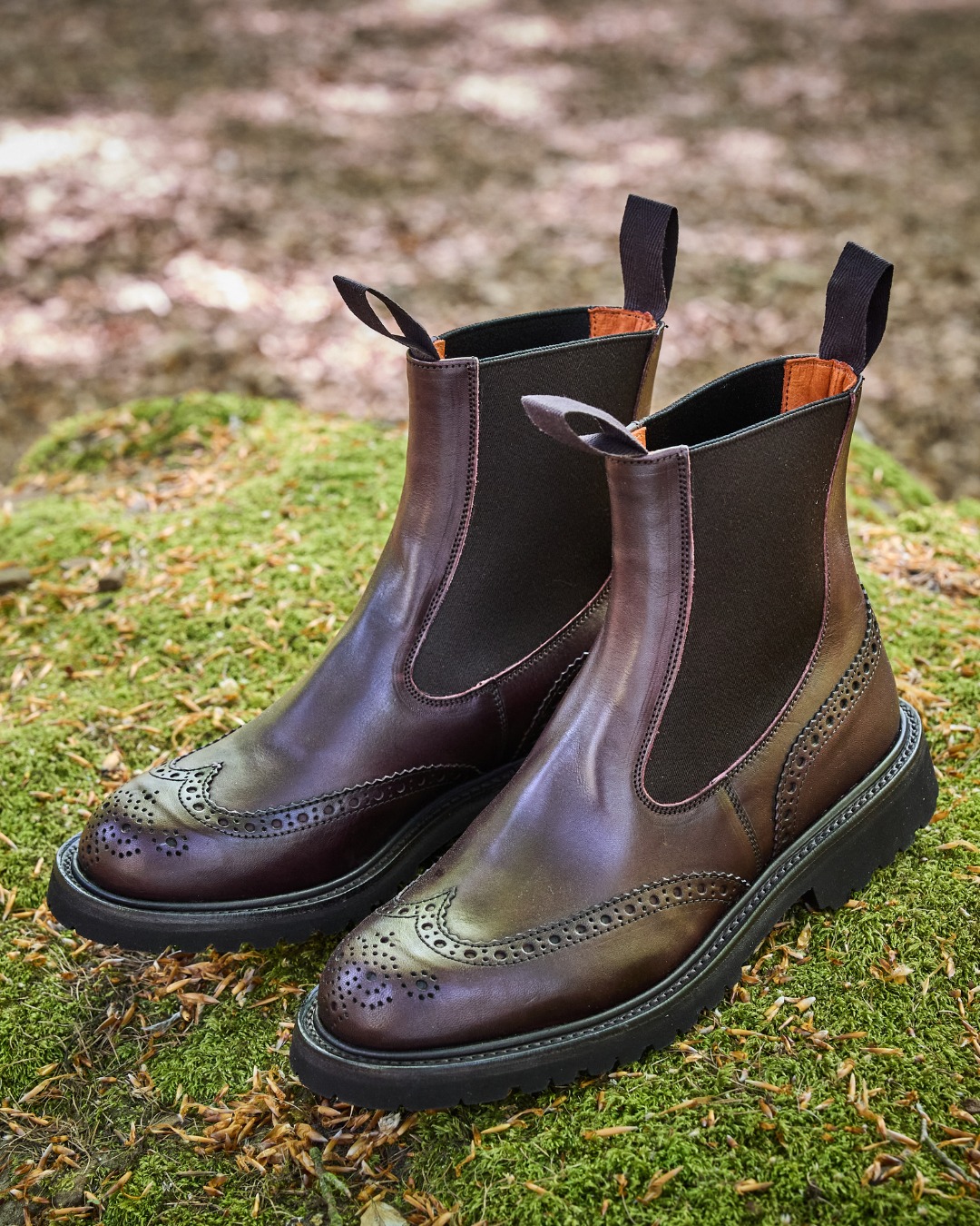 Tricker's - Our Original Collection of Bourton includes Acorn