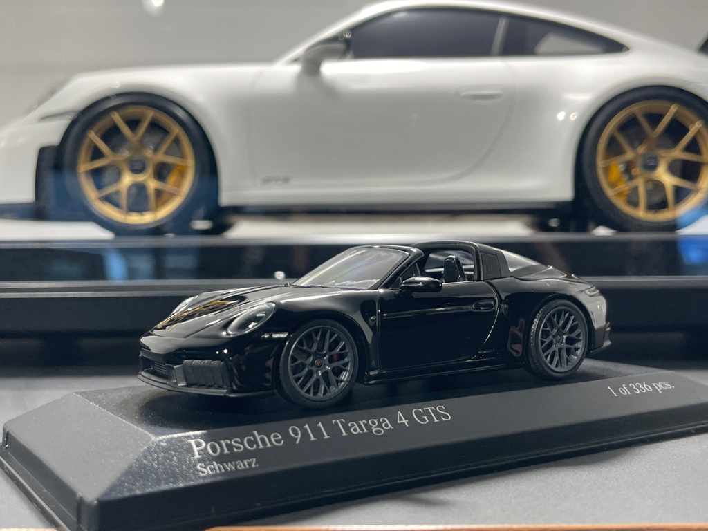 Modèle Réduit Porsche 911 GT3 RS (992) 2023 Vert - Minichamps 1:43 - Neuf