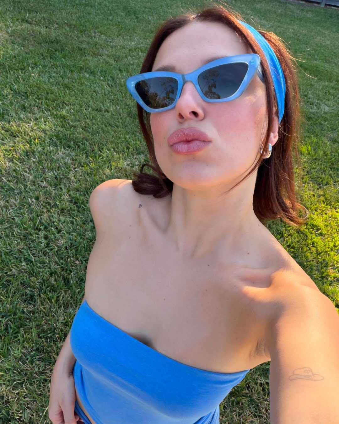 millie bobby brown dress blue PRETTY IN 💙😍 Actress looks stunning in a blue outfit in her recent photos. 