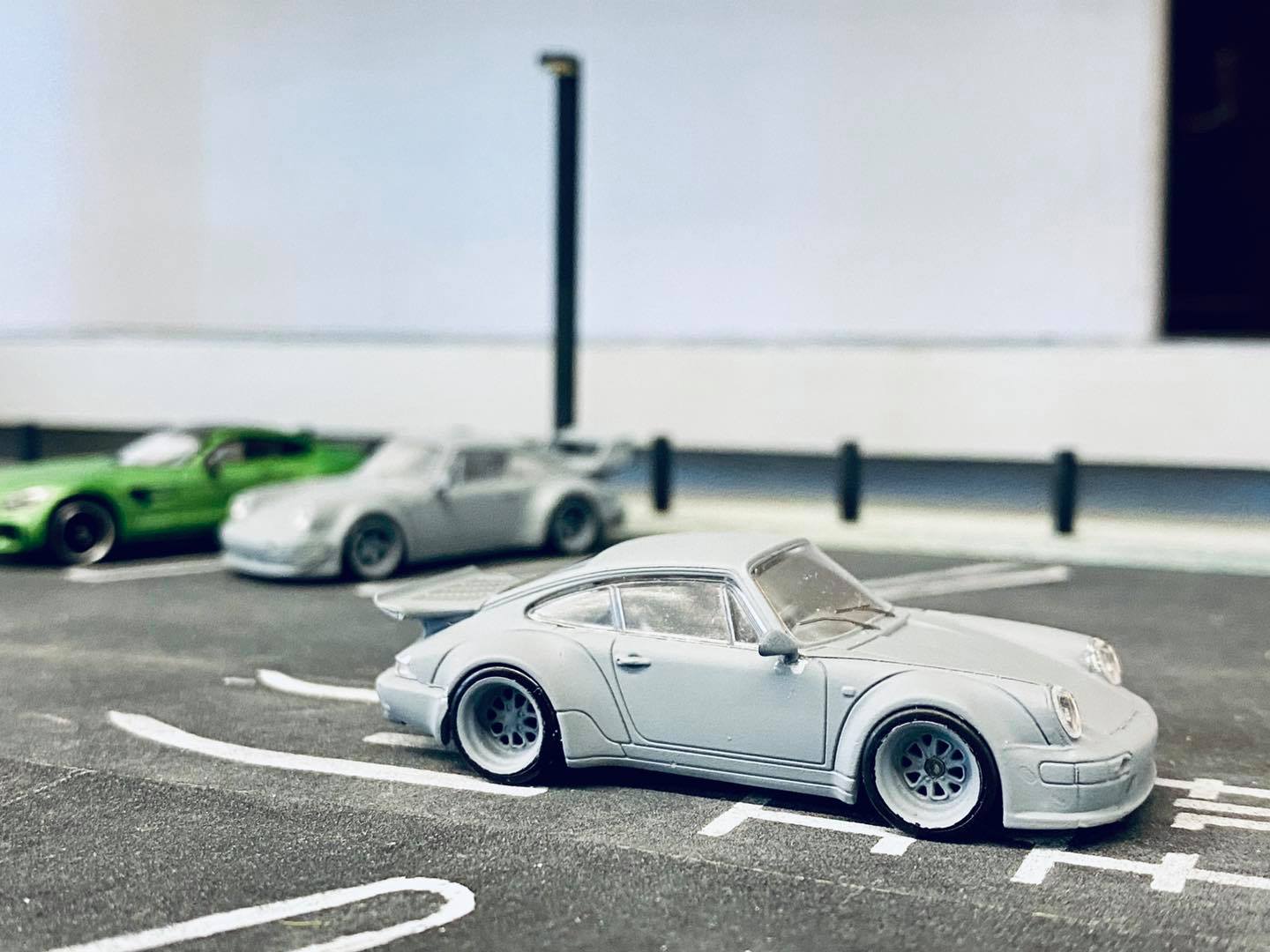 964 RWB 1/64 PGM 海外限定 Cement Grey