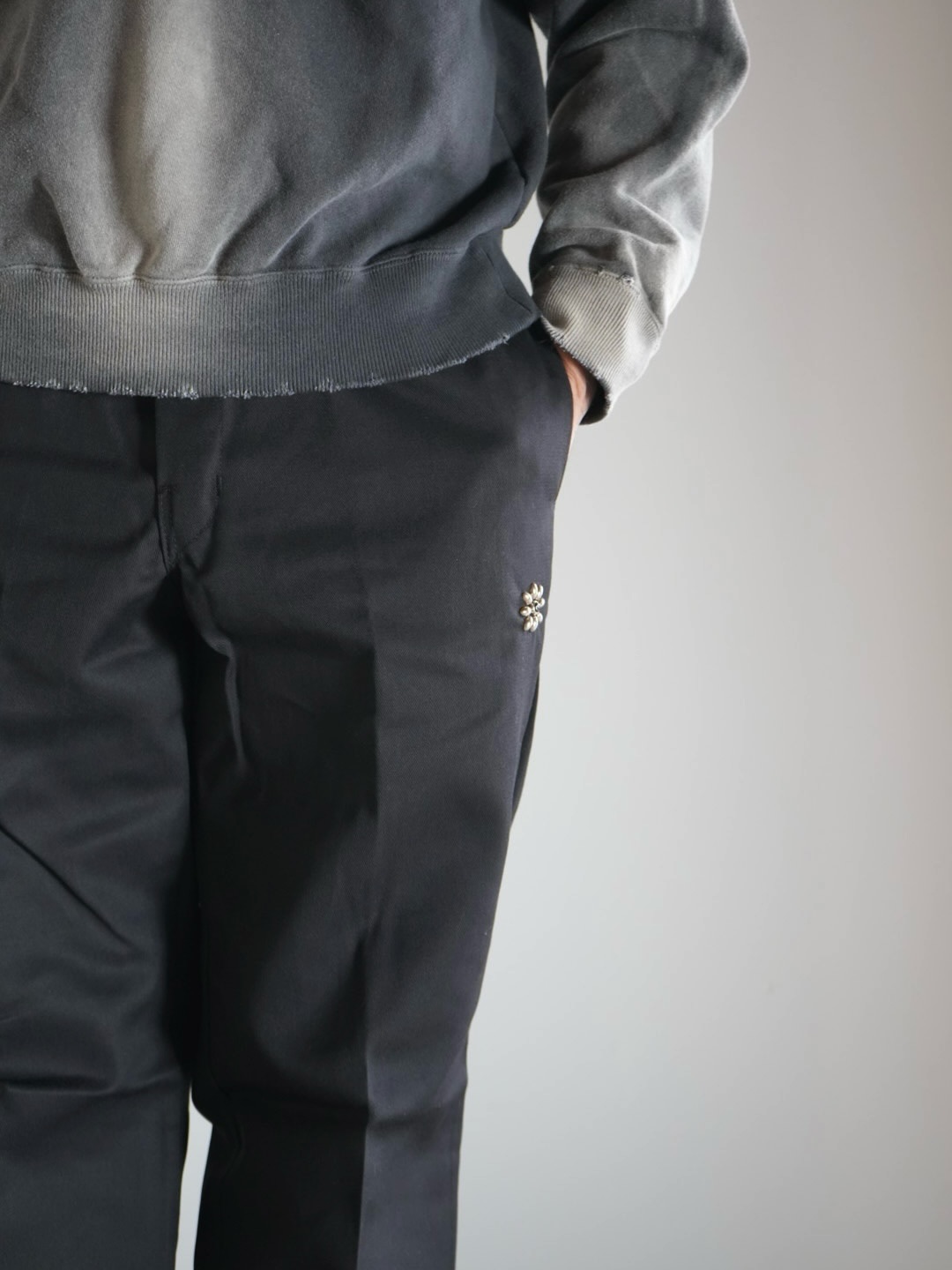 Re.stock! 【HTC × Dickies】 フラワースタッズを施した874ワーク