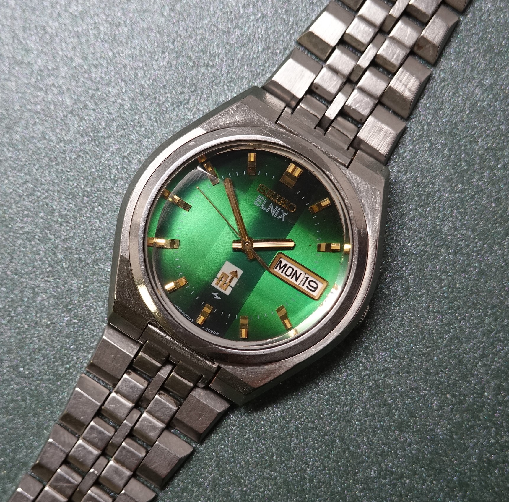 SEIKO ELNIX 74's 超希少 多面カット ハイビート Seiko deluxe 1974 watch movement