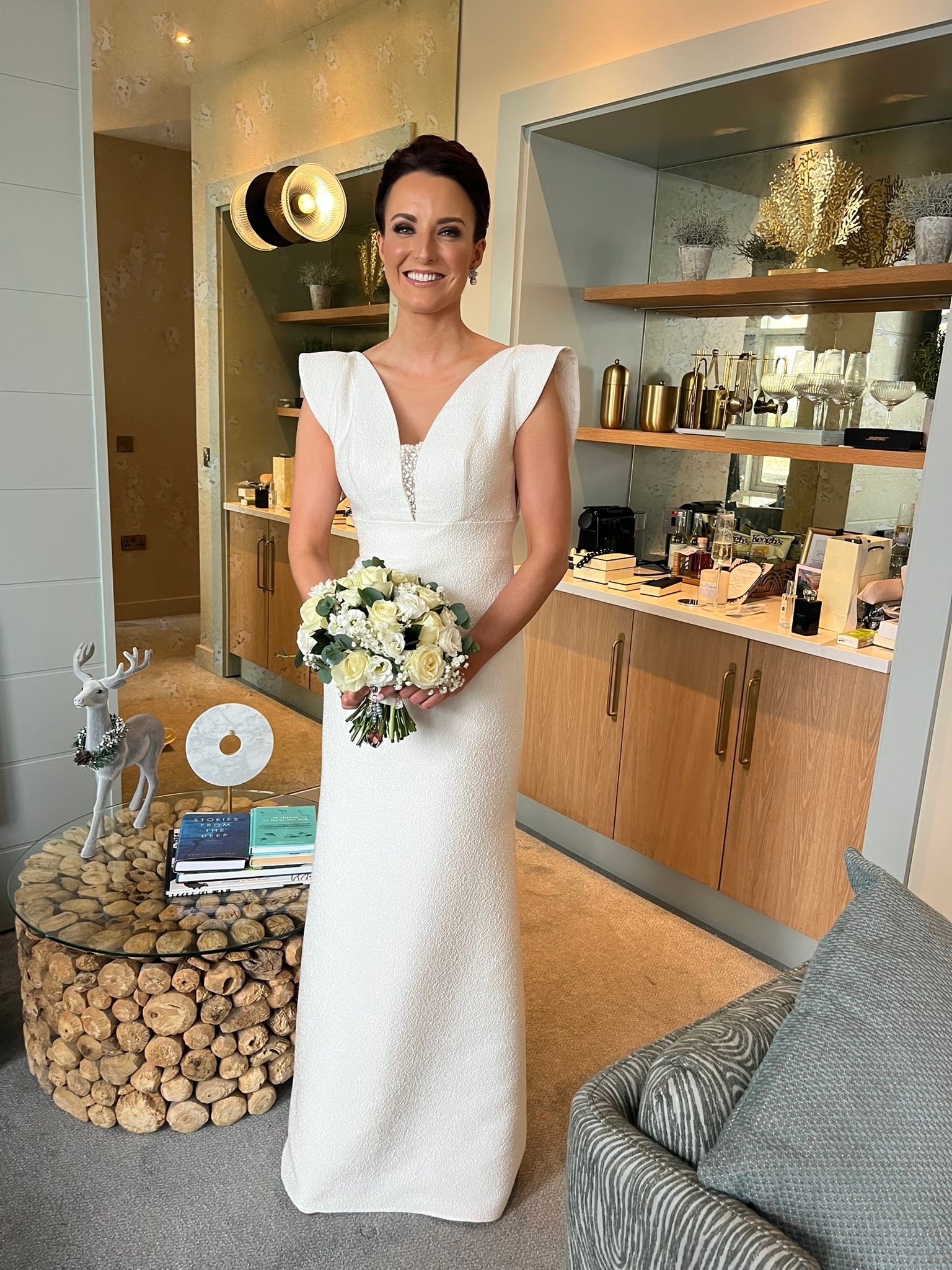 brown thomas white dress Claire✨ I met Claire when she was only 14 years old. Her mother was a client of mine when I was in so it was amazing to be part of Thom browne