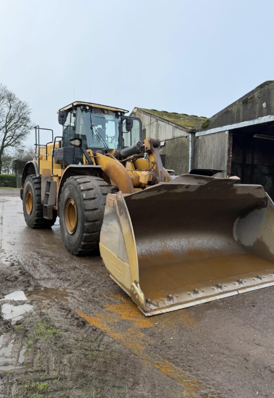 Powertec - CAT 966M – In for AdBlue Faults & Full off machine DPF clean ...