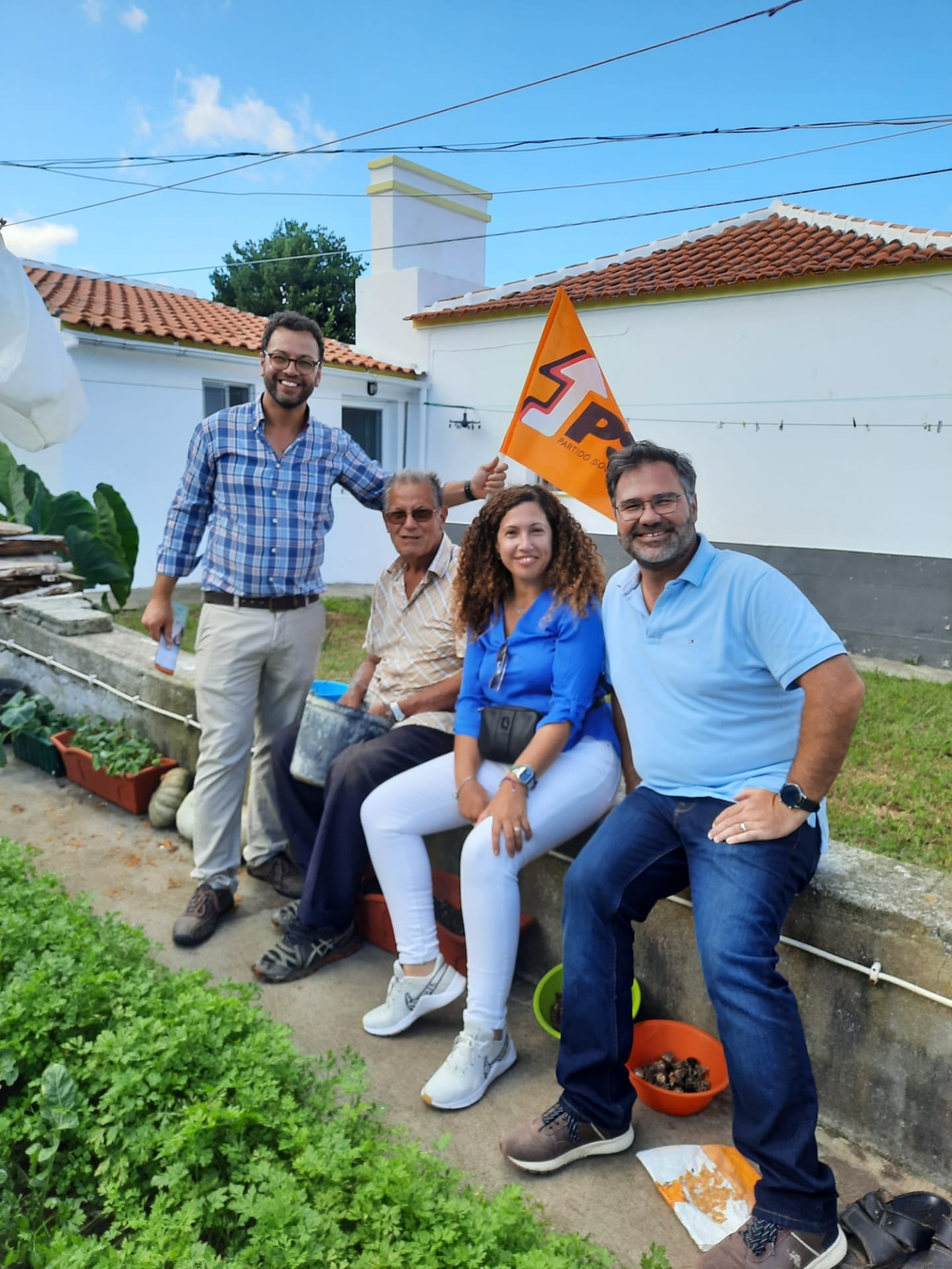 Pelas Lajes, Sempre - César Toste