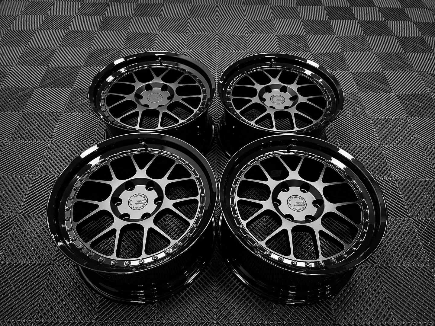 BC - KL01 • Brushed dark black • Available 18