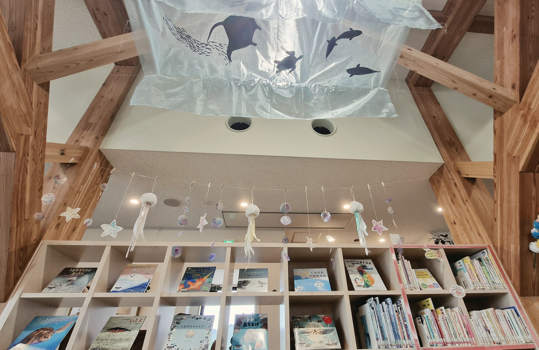 本日から、企画展示「金沢のマタギ」「クマ・熊・くま」が始まりました