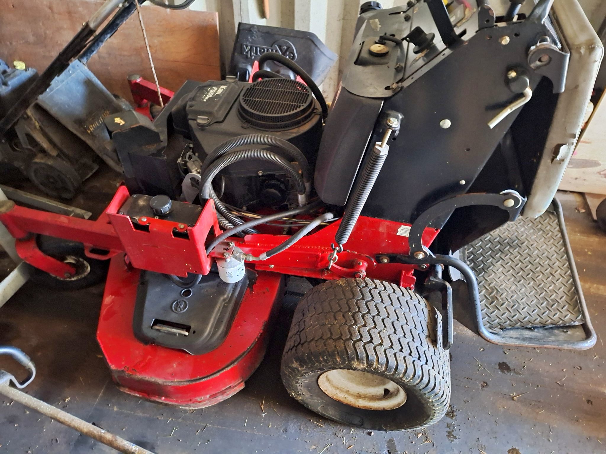 eXmark Stander 52