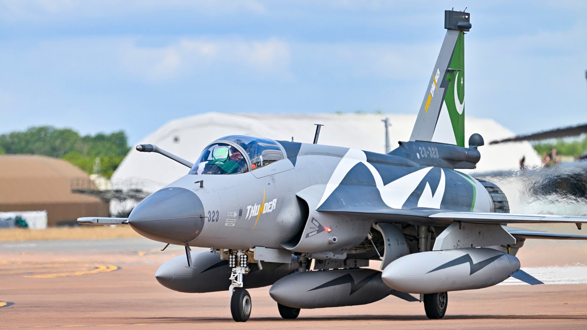 Iraq is set to acquire JF-17... - The Blank Page Official | Facebook