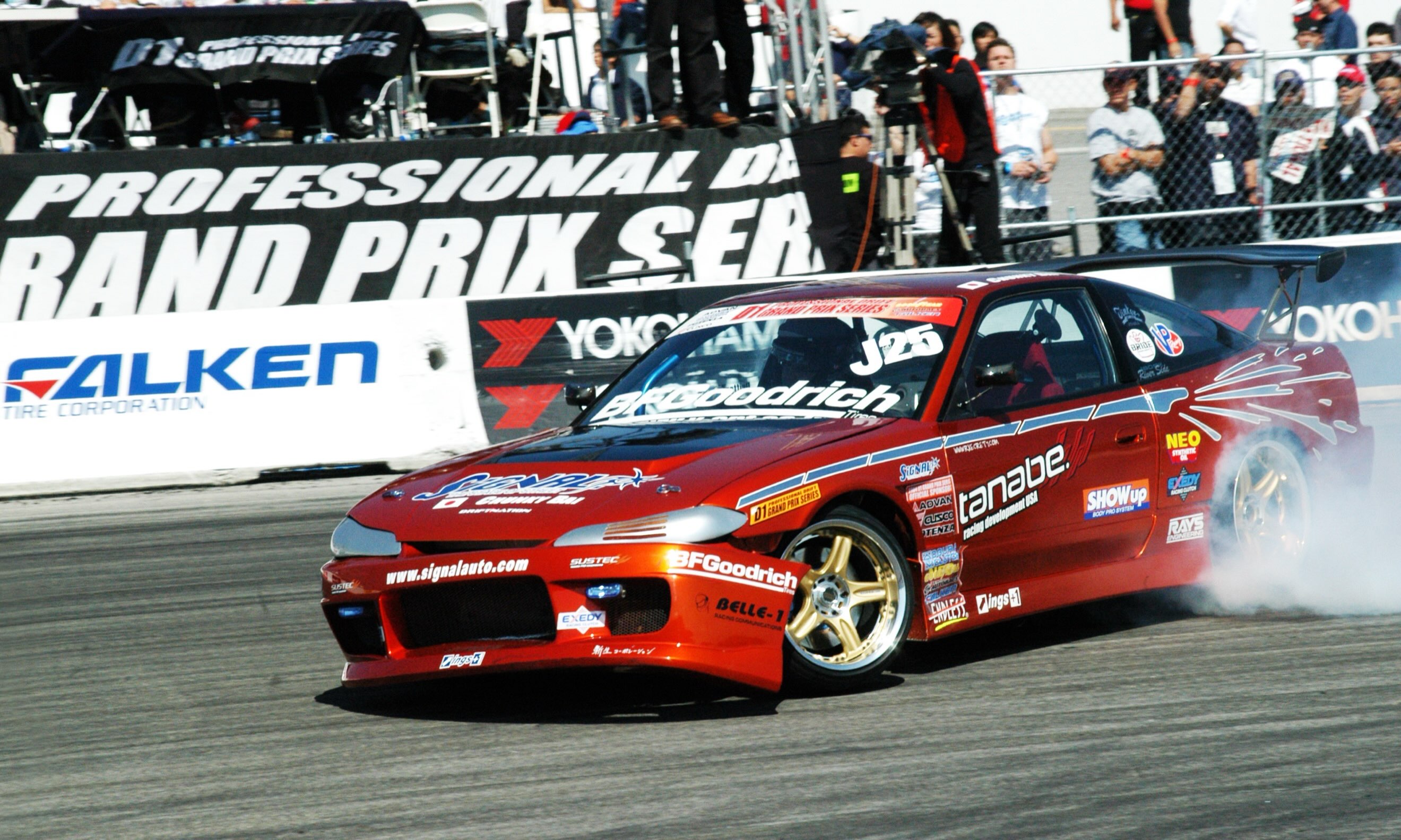 楽天スーパーセール‼️ D1GPで活躍中の中村直樹選手のGR86❗️ RC BODY