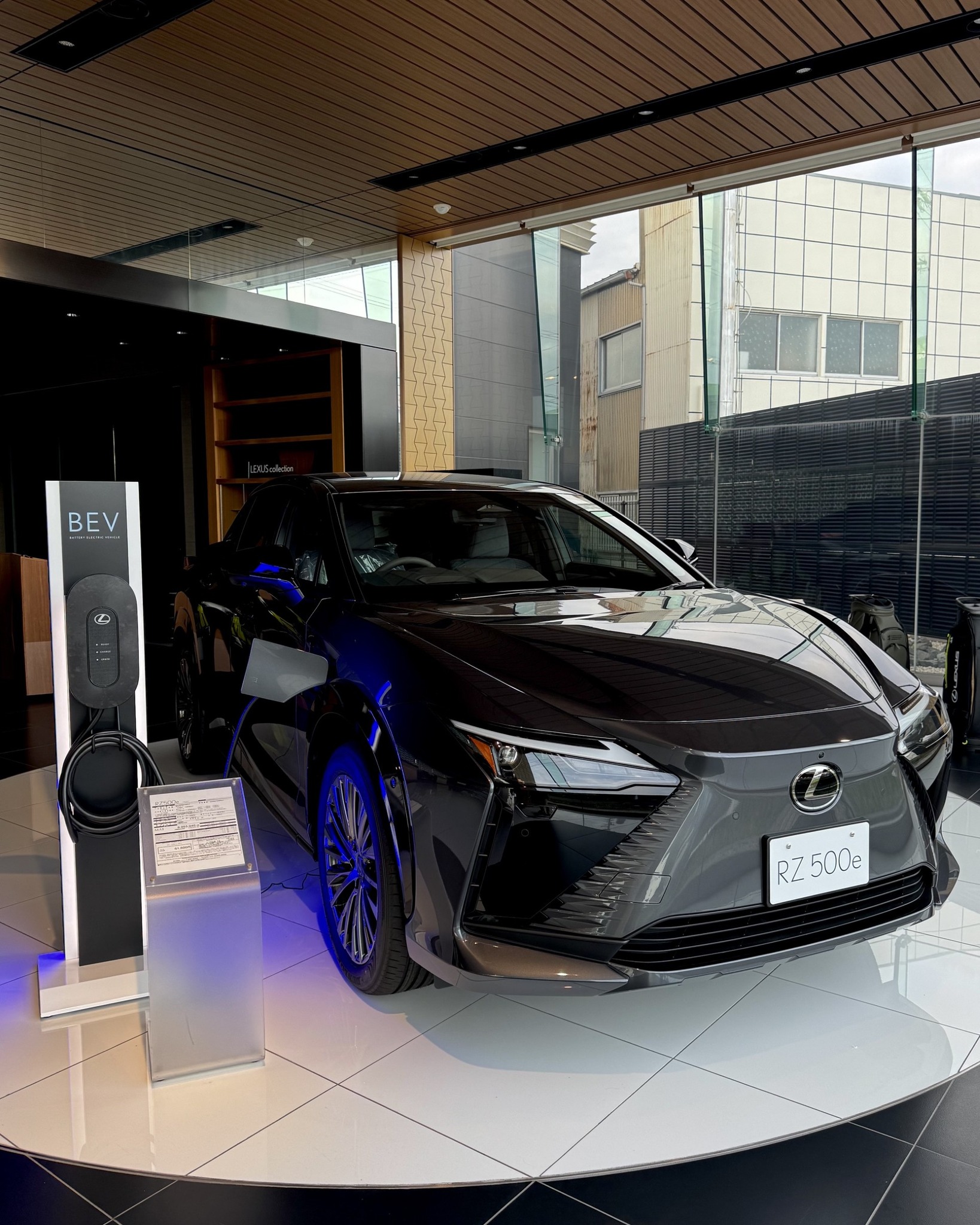 2024年春夏コレクションのご紹介】 日頃よりレクサス和田をご愛顧 