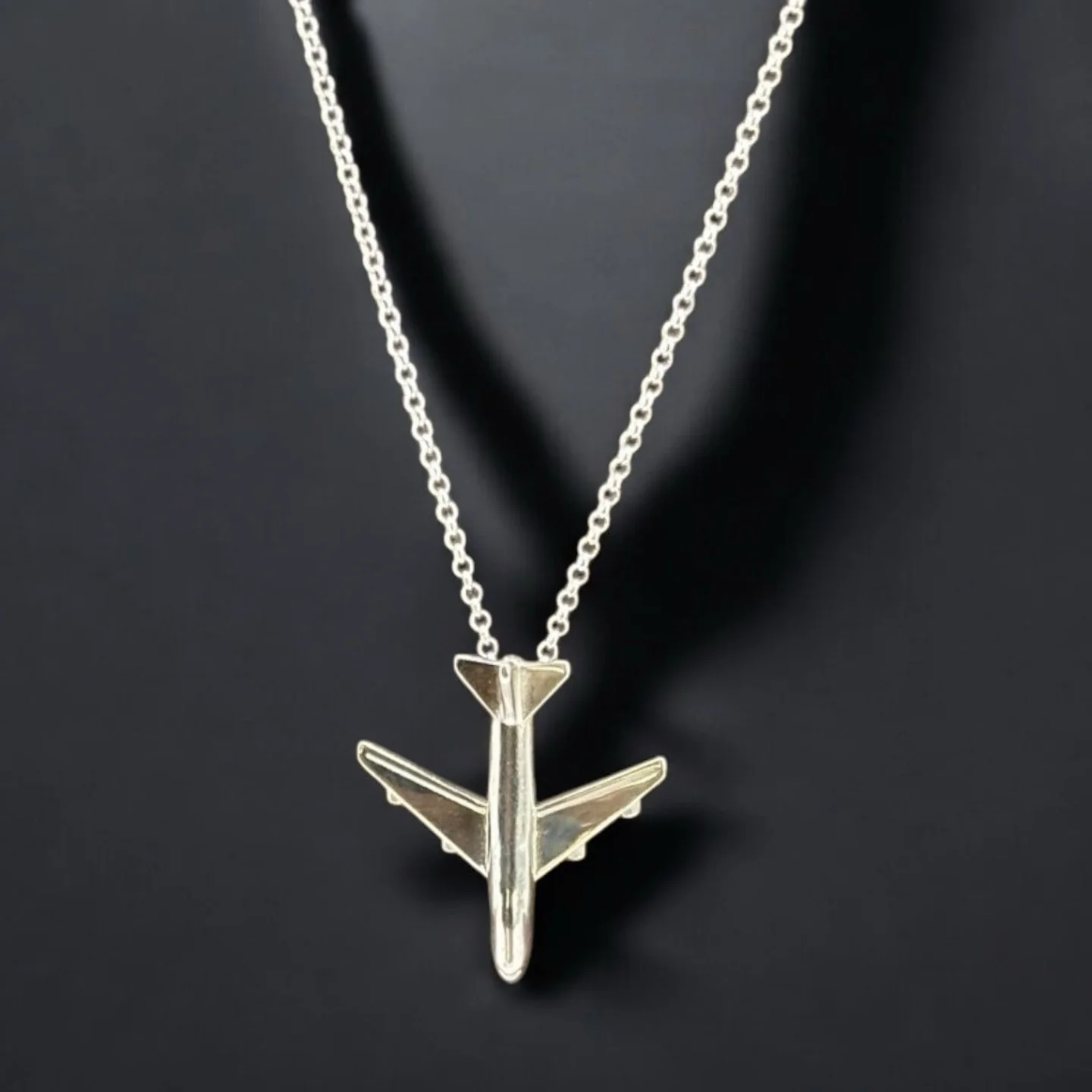 ✈️ 747 Necklace – The Queen of the Skies ✈️ The Boeing 747 is 