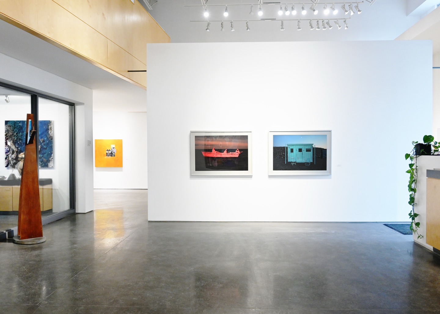 Newzones Gallery of Contemporary Art
