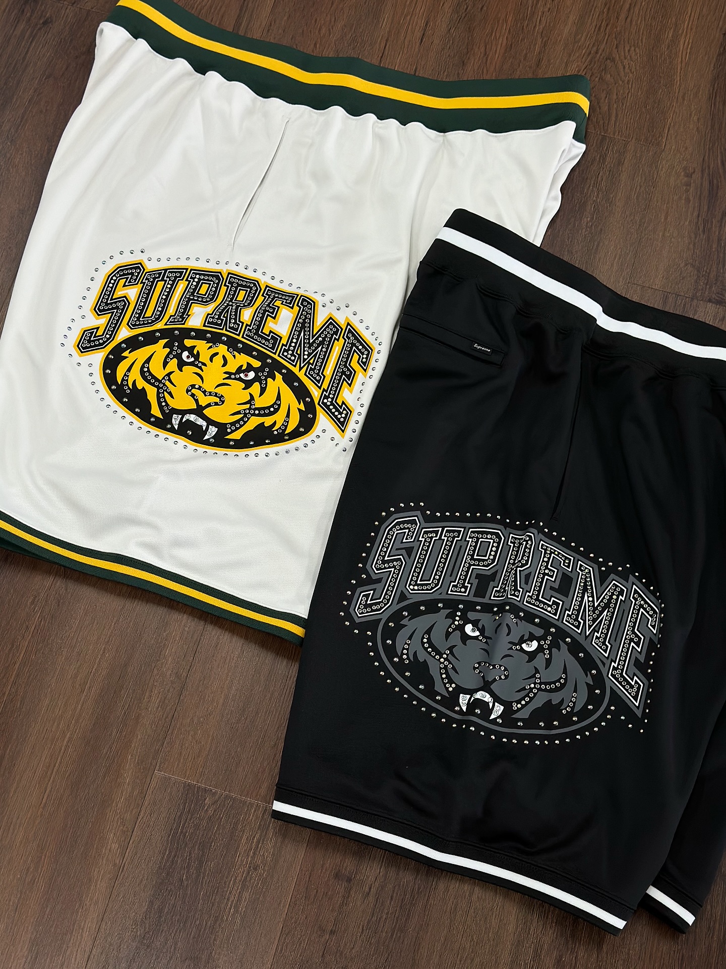 Supreme Studded Basketball Shorts ⛹️✨ ✔️Black - Size Large 